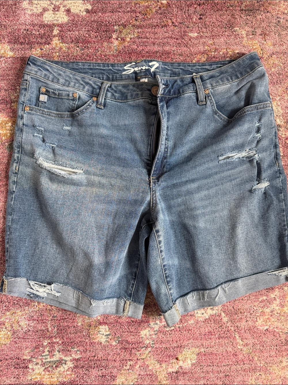 Seven7 Women's Distressed Jean Shorts - Medium Blue Wash stretchy